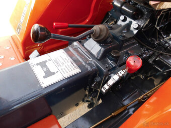 Traktor Kubota B1400 - 9