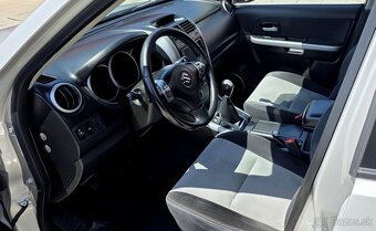 SUZUKI GRAND VITARA 1.9 DDIS 4x4 LIMITED EDITION MODEL 2010 - 9