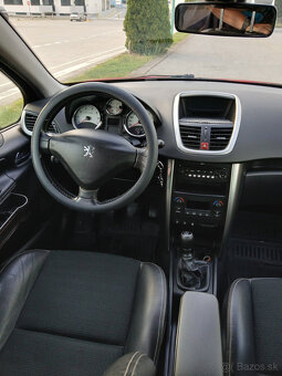 Predám Peugeot 207 Outdoor 1.6i VTi 16V benzín 88kw - 9