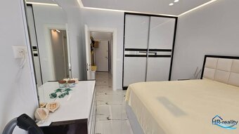 Sarandë – luxusný apartmán v novostavbe 40m od mora - 9