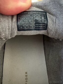 Dámske tenisky Tommy Hilfiger biele - 9