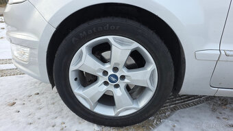 Galaxy 2.0 TDCi DPF PowerShift Titanium 7miestne - 9