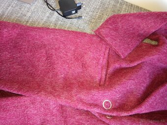 Dámske kabáty zelený a bordová - 9