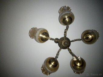 Lustre - 9