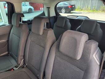 Peugeot 5008 2.0L HDi FAP BVA6 Automat 7 miestne - 9