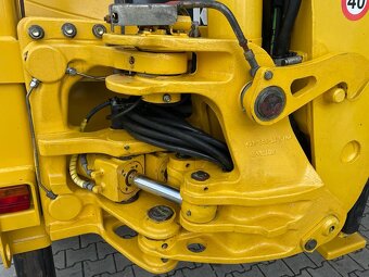Komatsu WB97 2007 - 9