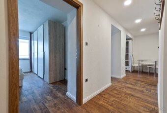 Na predaj moderný 2-izbový byt v centre Nitry - 9