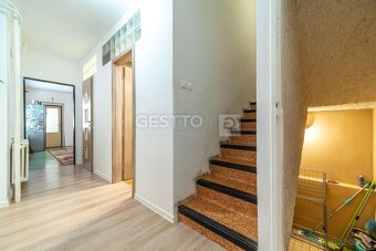 GESTTO | 5-IZBOVÝ RD NA PREDAJ | HRNČIAROVCE NAD PARNOU | 10 - 9