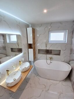 Moderný átriový rodinný dom v Beladiciach – novostavba - 9