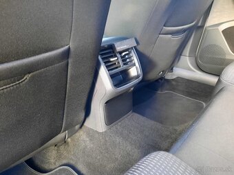 Škoda Octavia Combi Ambition 2,0 TDI 110 kW 7°AP - 9