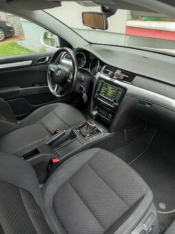 Predám Superb 2.0 tdi dsg 2015 - 9