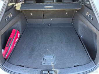 Toyota Corolla Kombi 1.8 Hybrid 2025 - 9