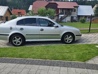 Ṣ̌Koda Octavia 1 - 9