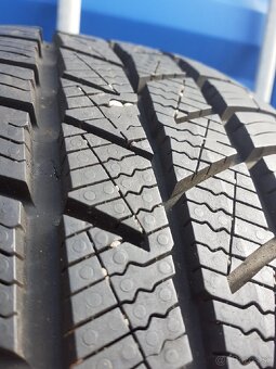 2x 195/50R15 Zánovné zimné pneu - 9