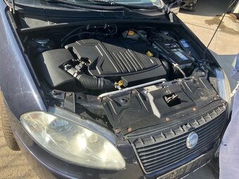 Fiat croma rozpredám na diely.. - 9