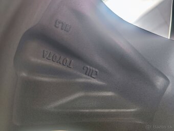 Alu kolesa 5x114,3 R17 original Toyota RAV4 (nepoužité) - 9