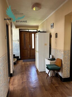 Pekný zachovalý rodinný dom v obci Závadka nad Hronom - 9