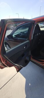 Honda C-RV 1.6D 120KW, r.v.2016, 1.majitel, kupene na SK - 9