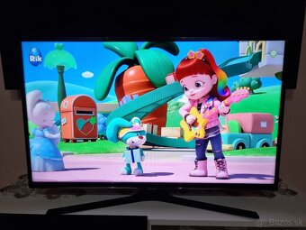 Predám LED TV SAMSUNG UE32F4000AW HD - 9