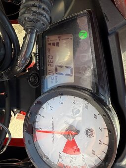 Yamaha YZF-R125 - 9