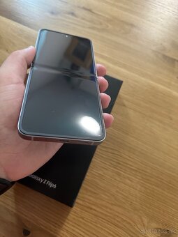 Galaxy Z Flip6 256GB SILVER SHADOW - 9