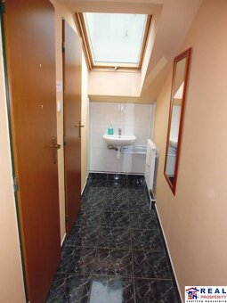 ČAPAJEVOVA: 31 m2 -nebytové priestory s UMÝVADLOM -1.posch. - 9