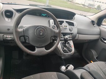 Renault Scénic - 9