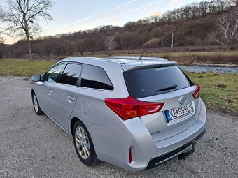 Toyota Auris 2.0 l D-4D DPF - 9