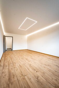Moderný 2-izbový byt pri nábreží s kompletnou rekonštrukcio - 9