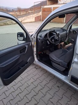 Citroen berlingo 1.6hdi - 9