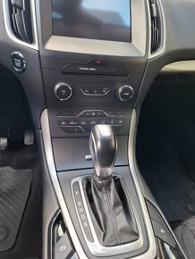 Predám Ford S-max 2.0d. 2018 - 9