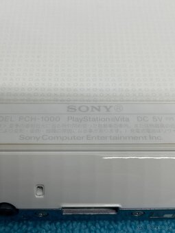 PS VITA PCH-1000 - OLED biela verzia 3. - 9