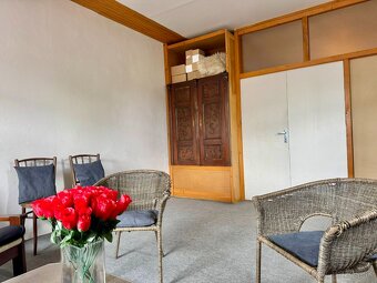 NA PREDAJ: Rozsiahla polyfunkčná budova, Pravenec - 9