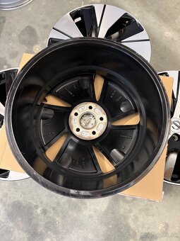 Hliníkové disky 5x108 R18 Volvo XC40 XC60 V90 CC - 9