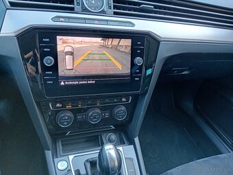 Volkswagen Passat Highline 2.0tdi DSG - 9