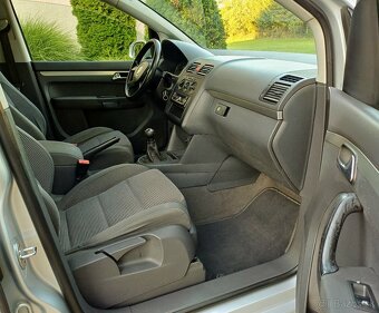 Volkswagen Touran 1.9TDi 74Kw PD M6 R.V.08/2005 ComfortLine - 9