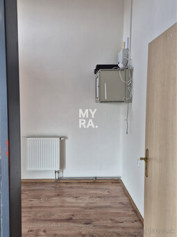 PRENÁJOM / obchodné priestory 240 m2 / ul. Sabinovská, Prešo - 9