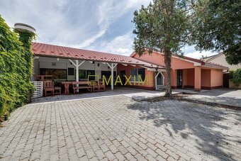 Ponúkame na predaj obchodný priestor Hraničiarskej ulici v Č - 9