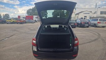 ŠKODA OCTAVIA COMBI 2.0 TDI.DSG - 9