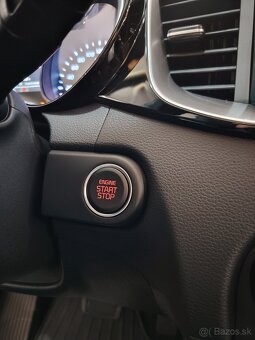 KIA CEED 1,5 T-GDI GOLD, GOLD + MY 2025 - 9