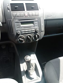 Volkswagen Polo 1.4 - 9