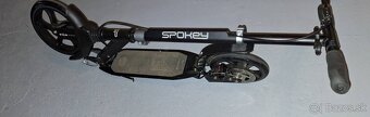 Spokey ARTIFACT Kolobežka, kolieska 200/200 mm, čierna - 9