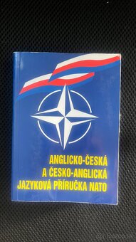 Gramatika, slovníky - 9