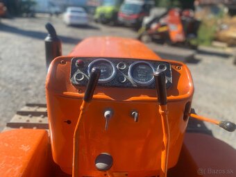 Pásový traktor Fiat455C - 9