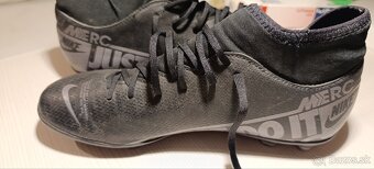 Kopačky, chrániče 38 40 41 - 9