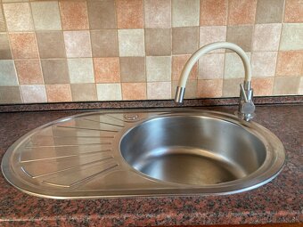 Kuchynská linka - 9