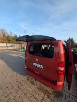Peugeot Traveller Business - 9