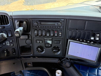 Scania G 440 EURO 5 6x2 Izotherm el.čelo - 9
