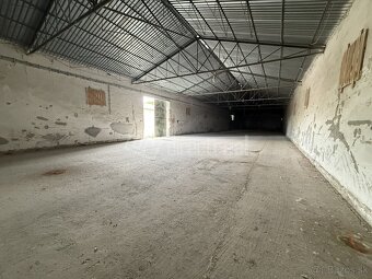 SKLADOVACIE PRIESTORY 1000 m2 + 700 m2, PRÍPADNE CELÝ P… - 9