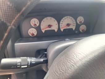 Jeep Grand Cherokee 4.0 WJ Laredo - 9